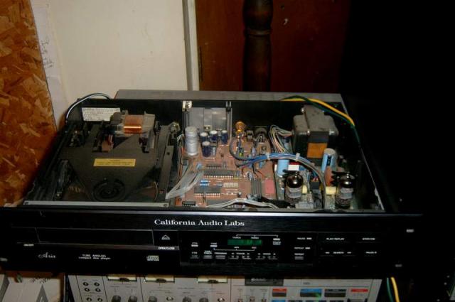 California Audio Labs Tube Analog CD Player with Lamda Transport California Audio Labs Tube Analog CD Player with Lamda Transport
